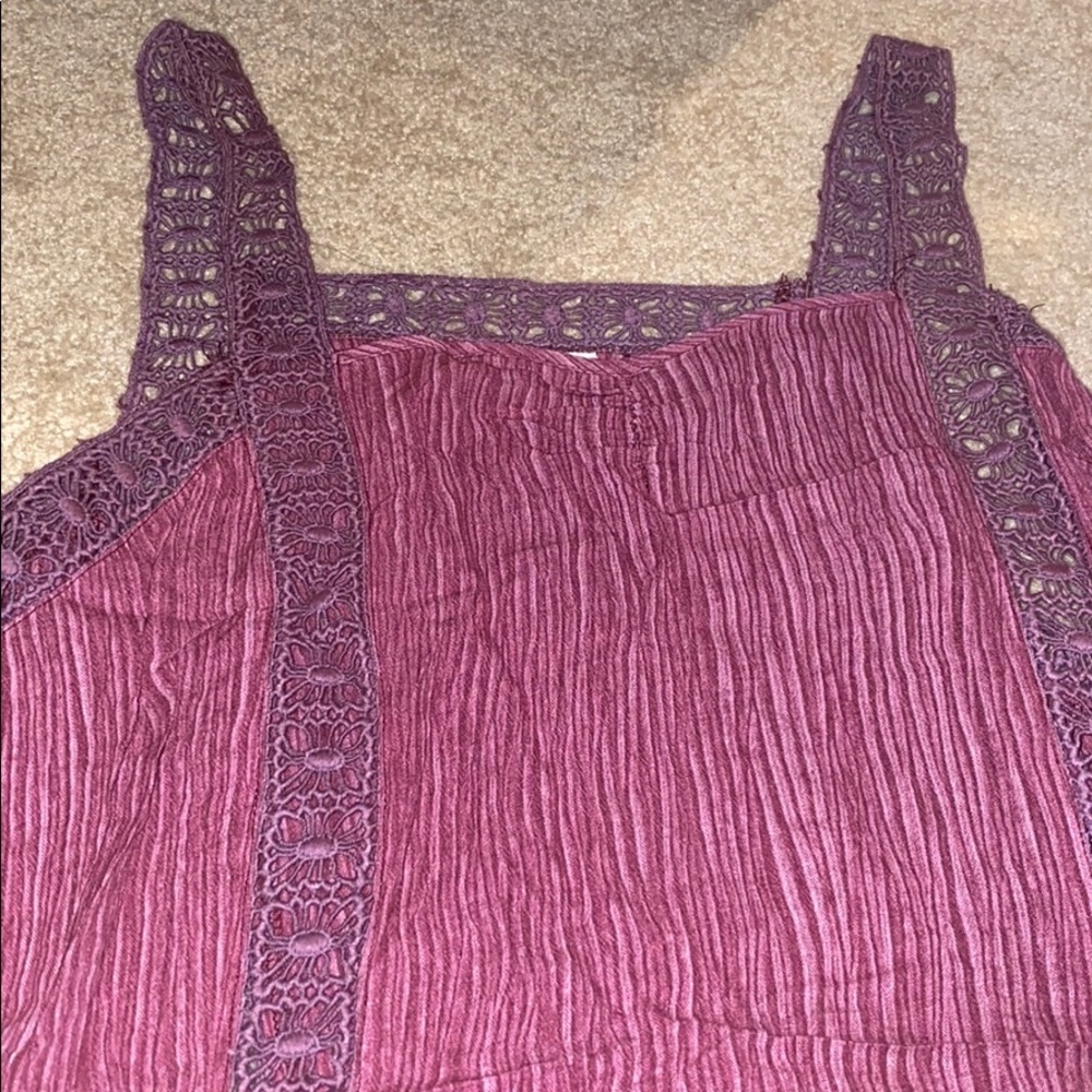 Top - Picture 2 of 3
